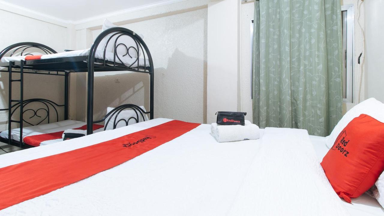 Reddoorz Plus At Lagoon Resort Zambales Olongapo Esterno foto